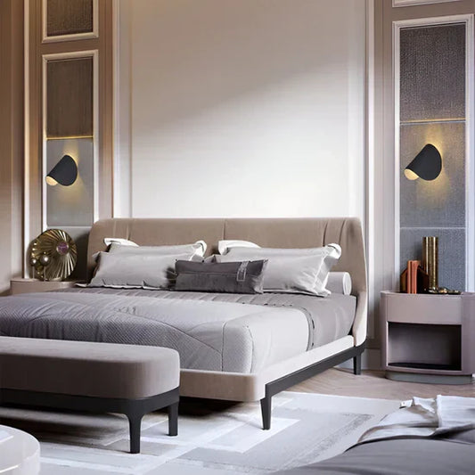 Tovra Rotating LED Wall Lamp