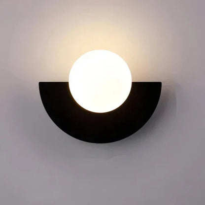 Lyca Stylish Indoor Wall Lamp