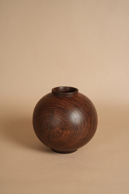 Echoes Vase
