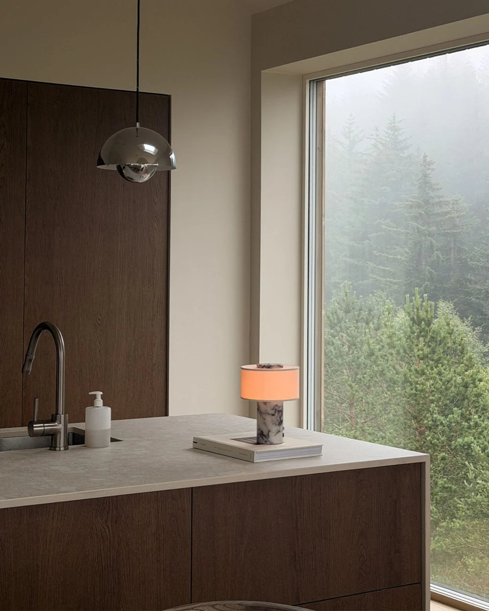 Strata Portable Lamp | Calacatta Viola - 9.5" / 24cm