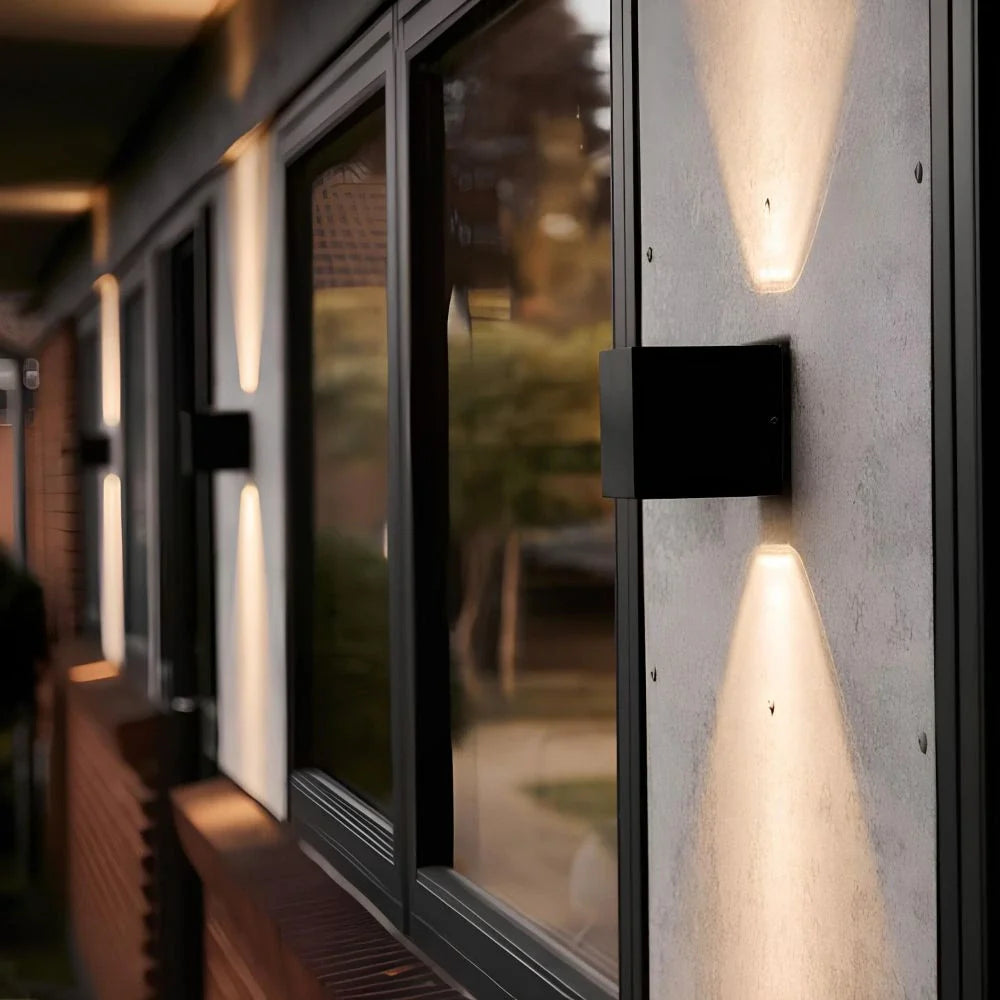Montavio Home Adjustable Wall Light