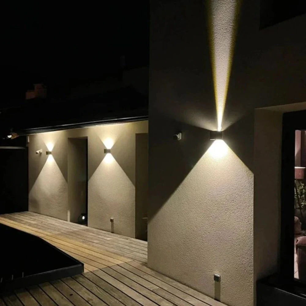 Montavio Home Adjustable Wall Light