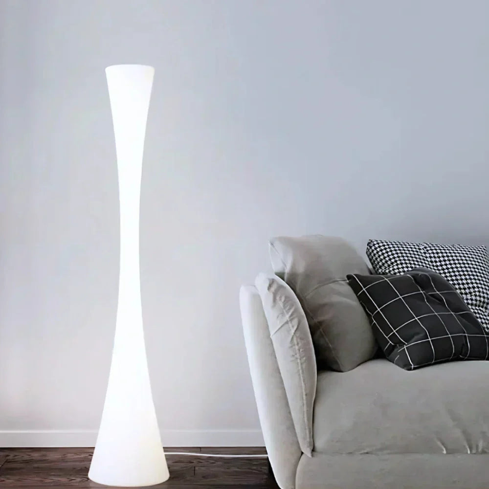 SunSpire Outdoor Lamp