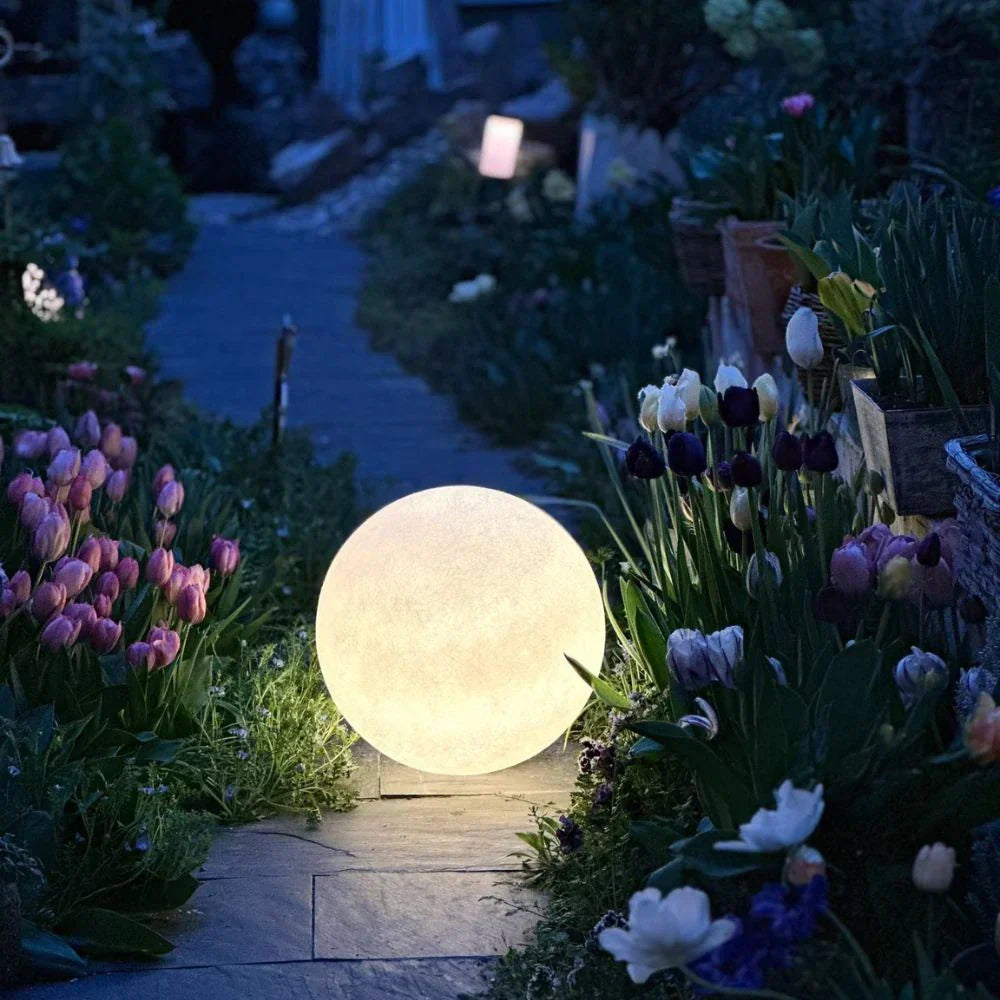 Selene Moon Garden Light - Solar Powered