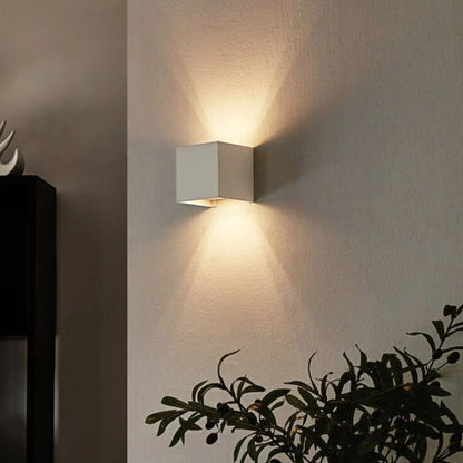 Montavio Home Adjustable Wall Light
