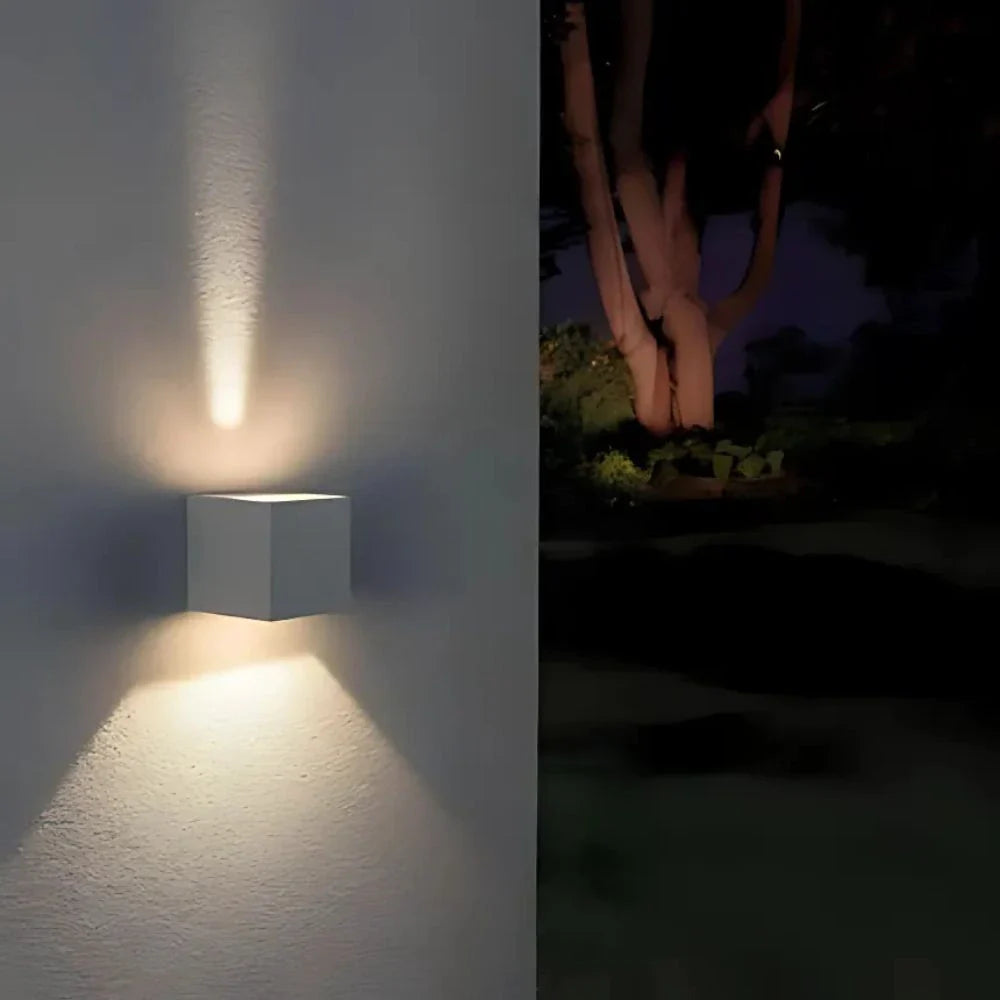 Montavio Home Adjustable Wall Light