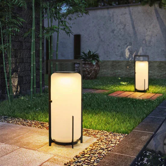 Solis Energy-efficient Solar Outdoor Lamp