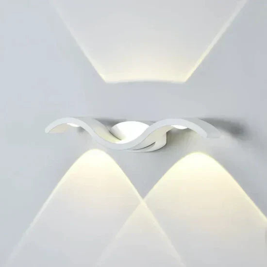 Cyris Modern Outdoor Lamp