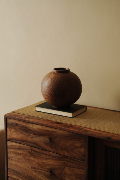 Echoes Vase