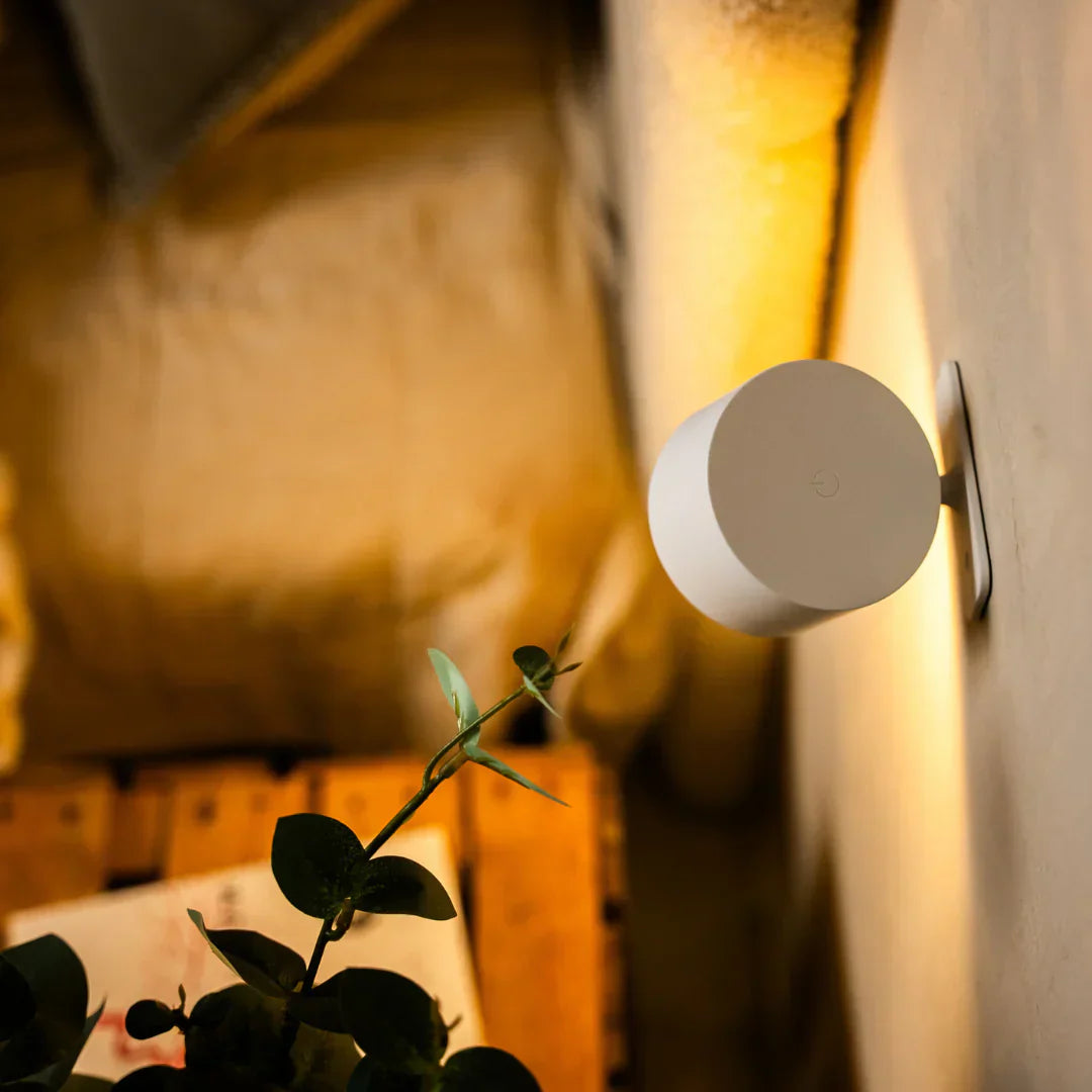 Luxury 360° Infinity Wall Lamp