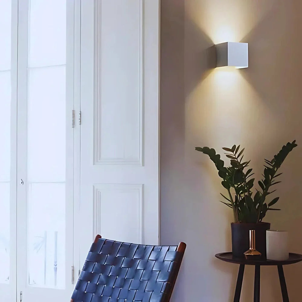 Montavio Home Adjustable Wall Light