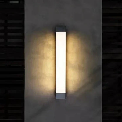 Flaero Luxury Outdoor Wall Lamp