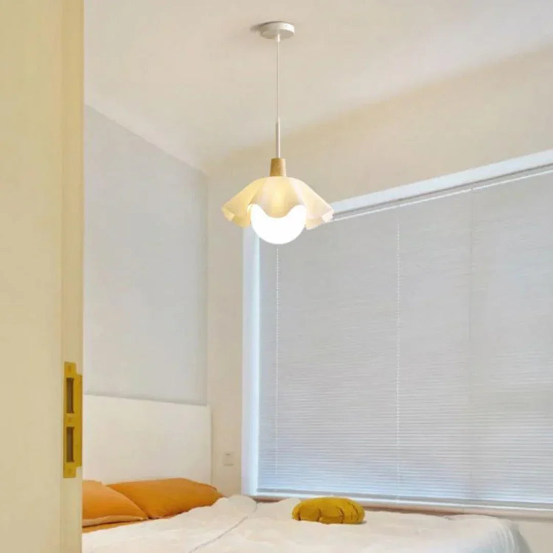 Numa Flower-shaped pendant lamp