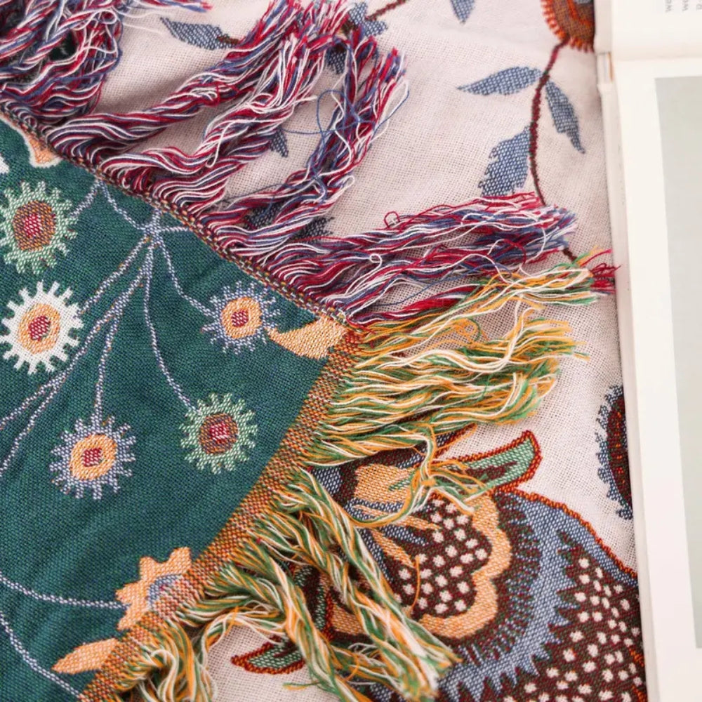 Liora Vintage Reversible Soft Cotton Blanket