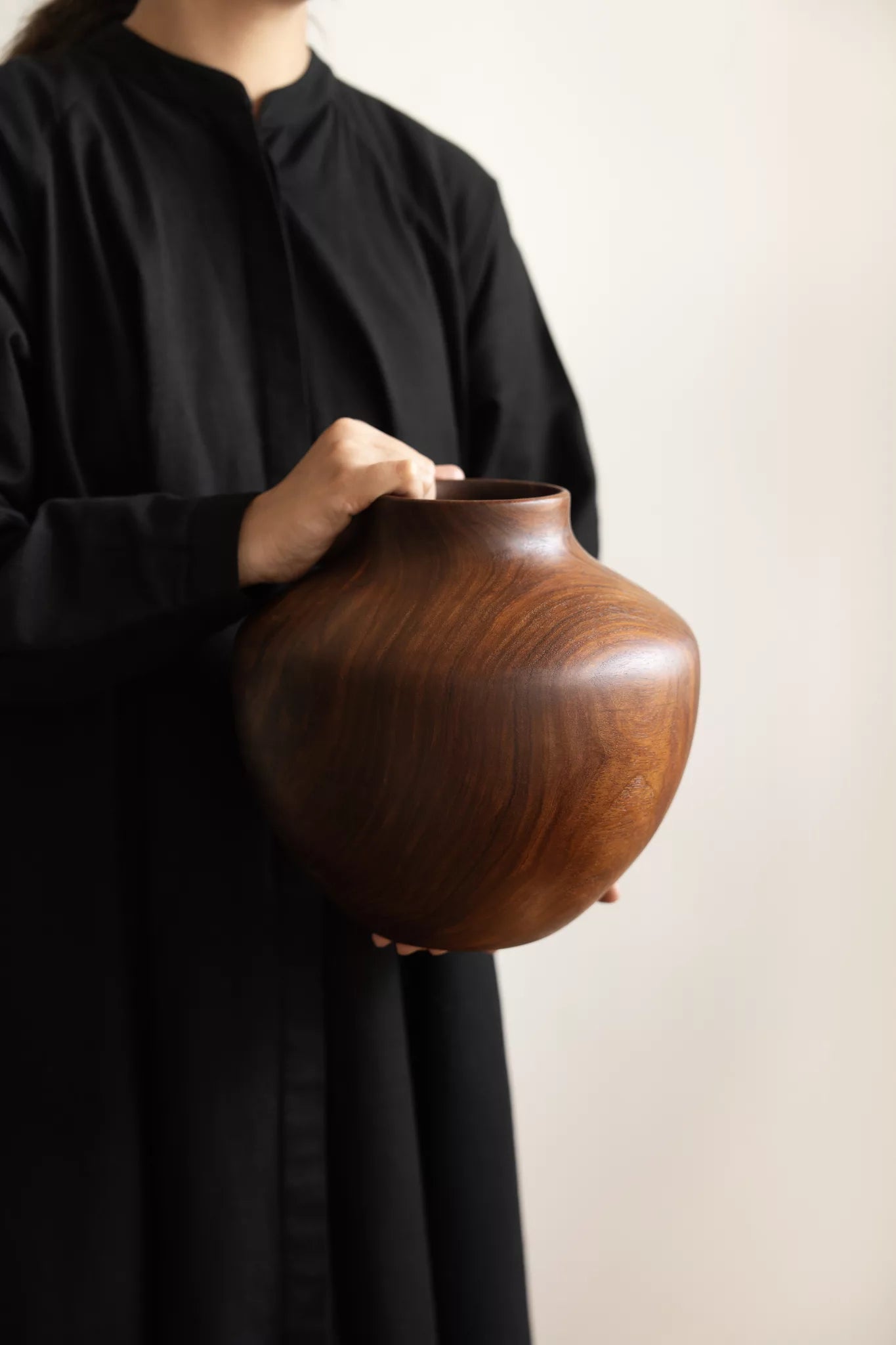 Taro Vase