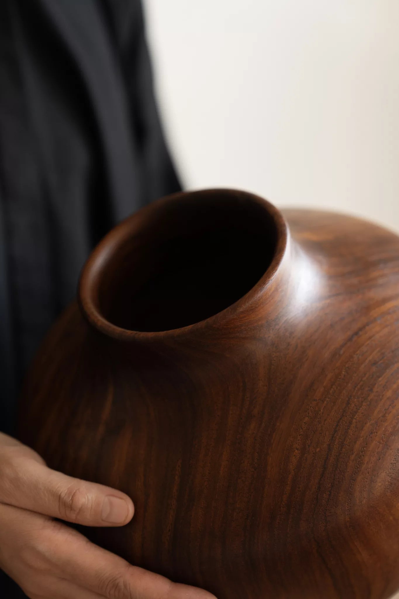 Taro Vase