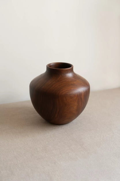 Taro Vase