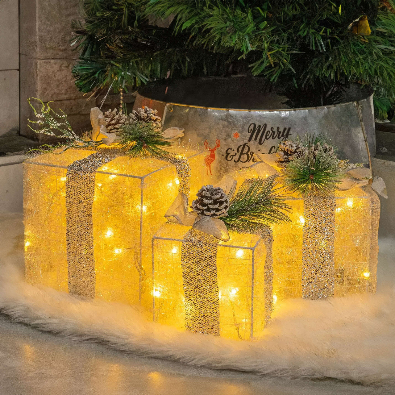 Twinkling Tree Gift Box Set by Montavio Home