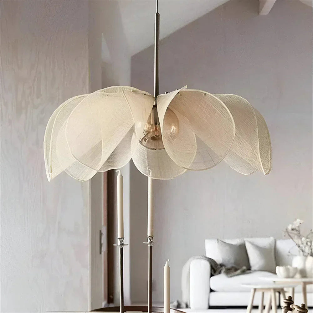 Alethea Bohemian Vintage Flower-Shaped Pendant Lamp