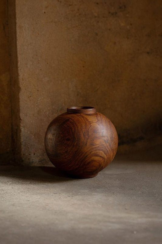 Echoes Vase