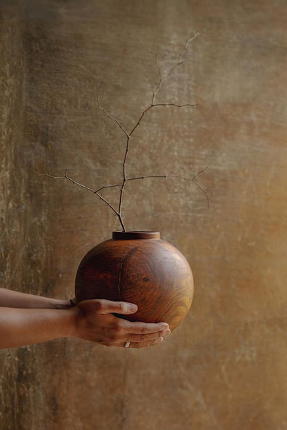 Echoes Vase