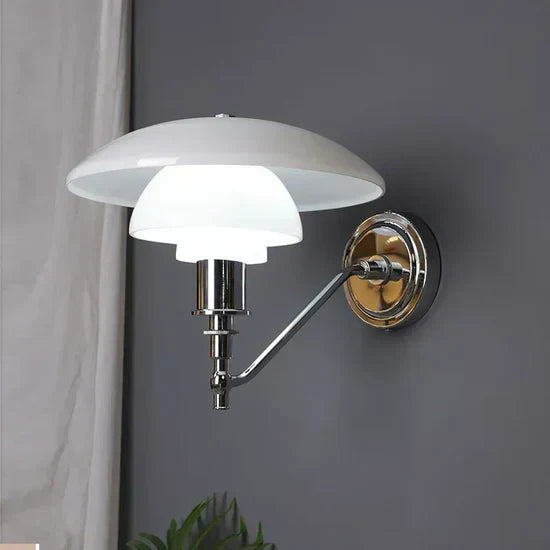 Eosphoros Modern Metal Wall Lamp