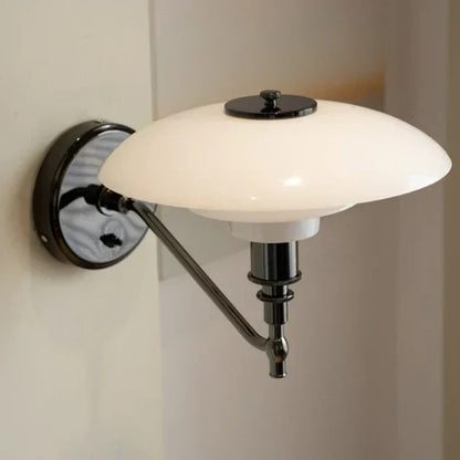 Eosphoros Modern Metal Wall Lamp