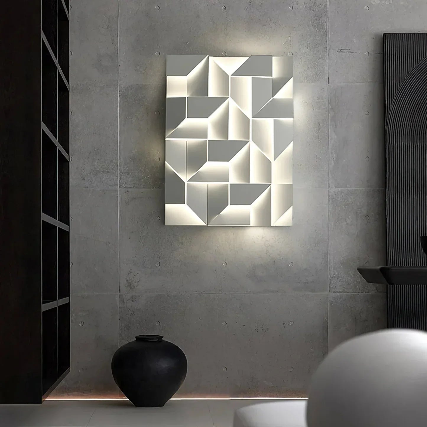 Isara Minimalist Aluminum Wall Lamp