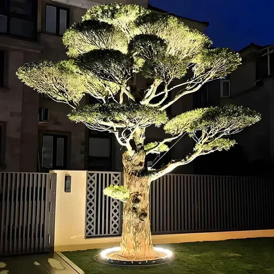 Tirona Outdoor Spotlight for Tree