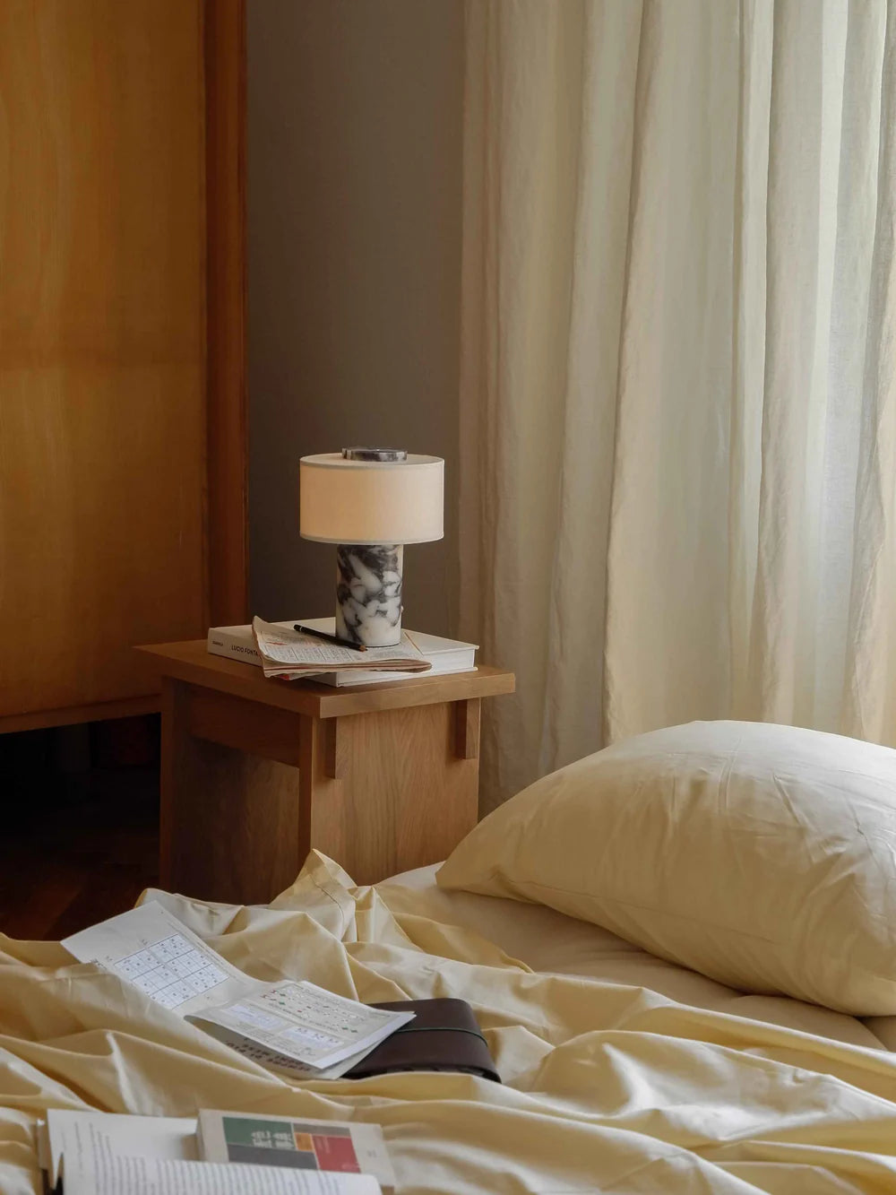Strata Portable Lamp | Calacatta Viola - 9.5" / 24cm
