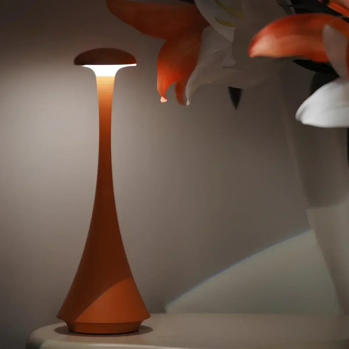 Lumina Spire Lamp